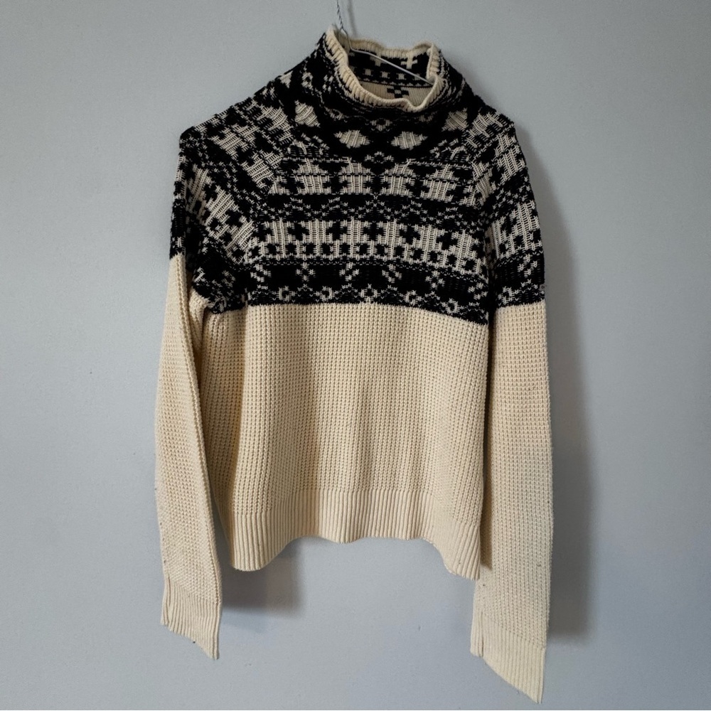Columbia Women’s Fair Isle Knit Turtleneck Sweater – Cream & Black – Size M